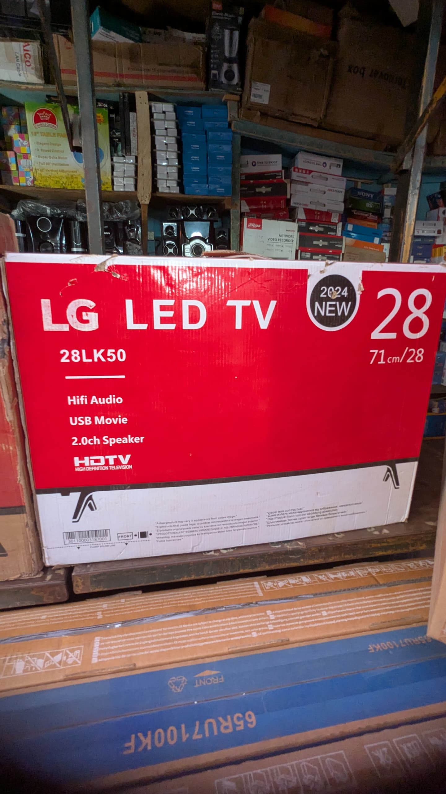 Téléviseur LED LG 28LK50